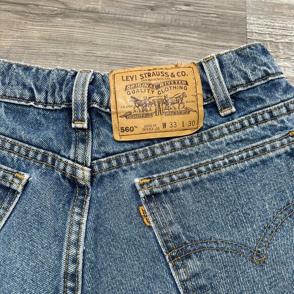 Vintage 90s Levis 560 Women 30 Distressed Cutoff Jean Shorts Jort Orange Tab USA - Picture 3 of 10